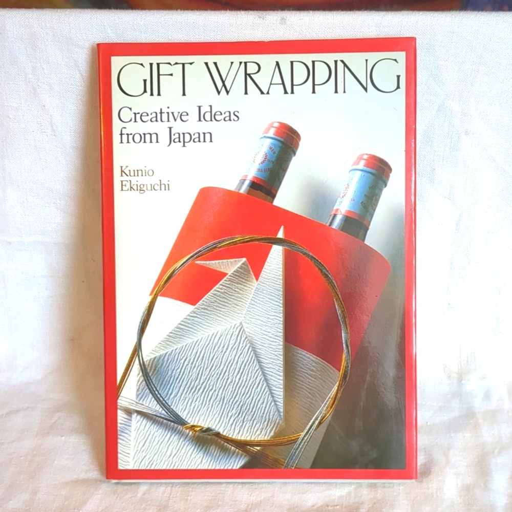 1985 Gift Wrapping Creative Ideas from Japan Hardcover Kunio Ekiuchi Vtg 80s DJ